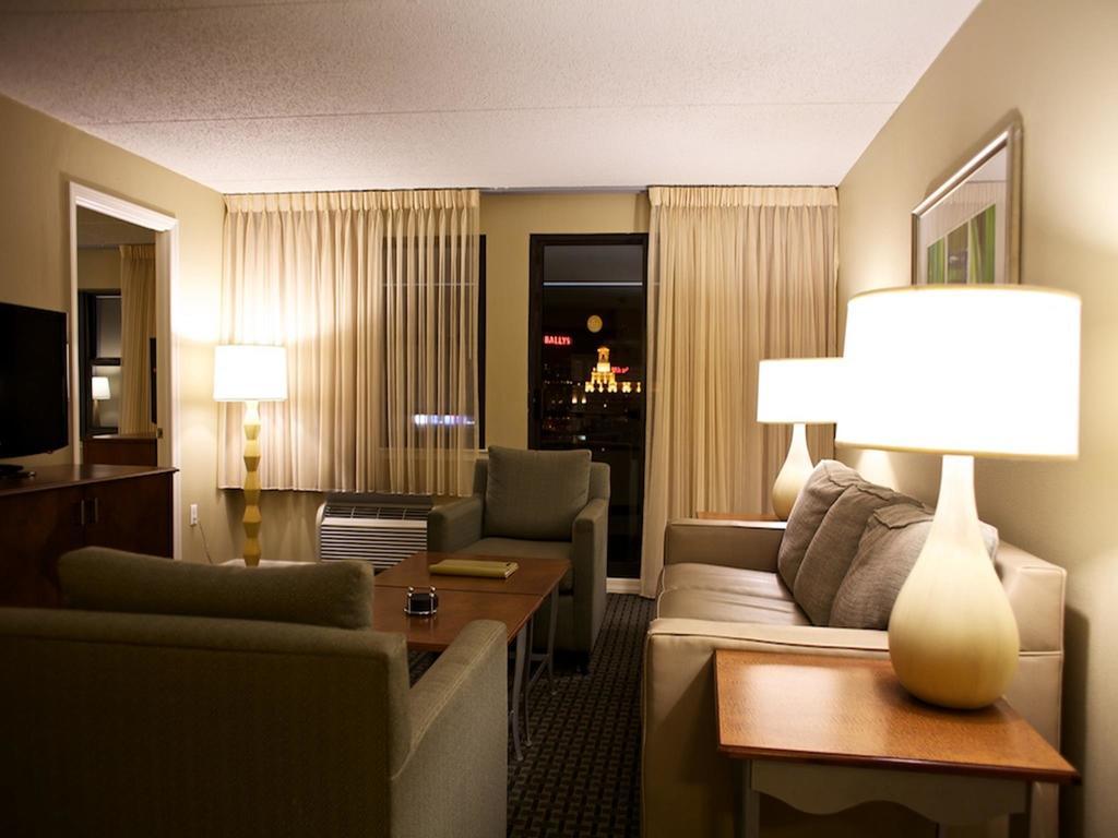 Club Wyndham Skyline Tower Hotel Atlantic City Exterior foto
